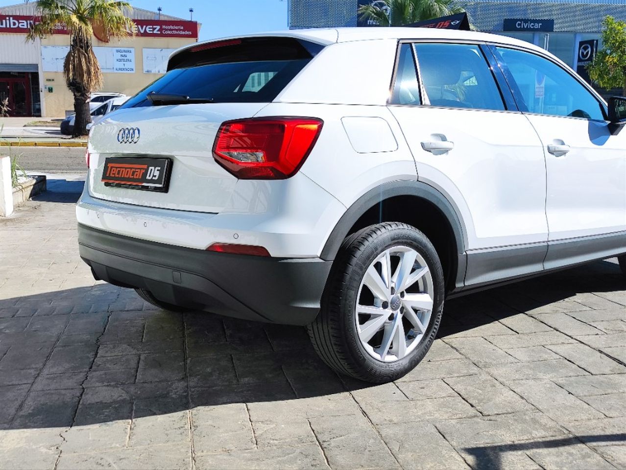 AUDI Q263844059254403121
