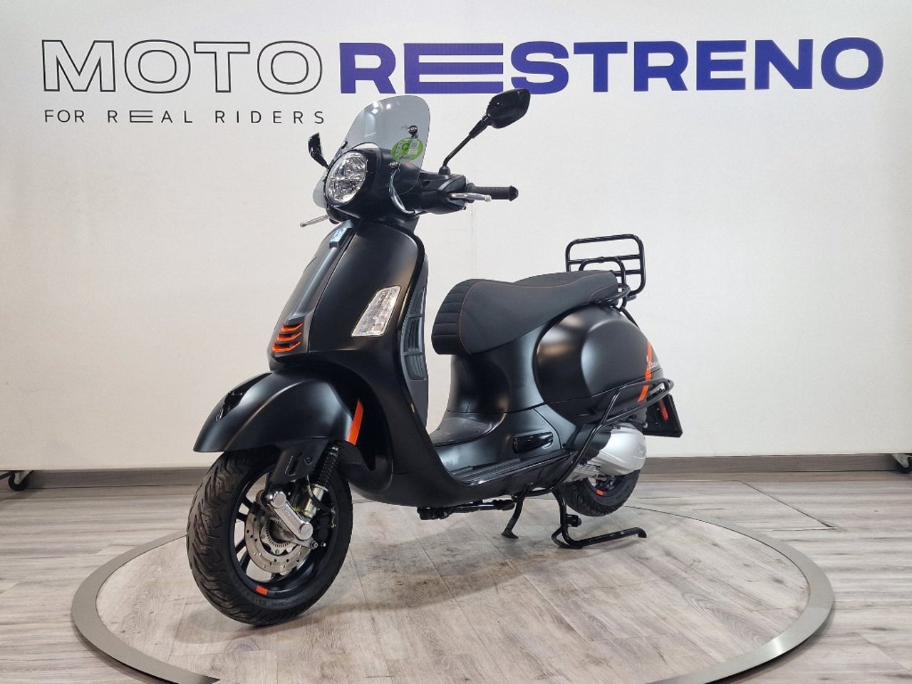 Ver moto VESPA GTS 300Super