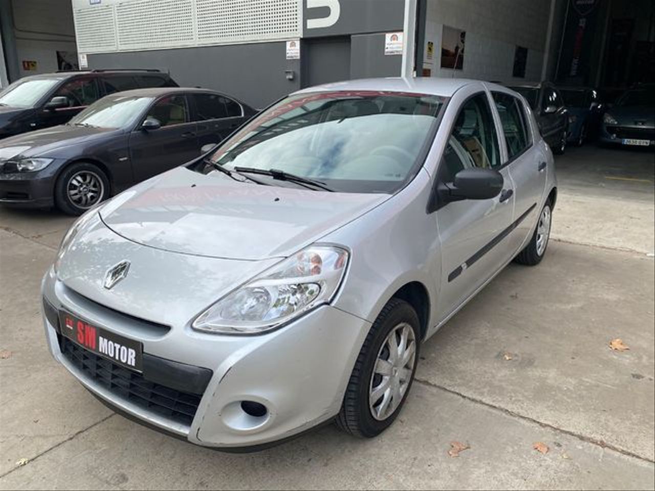 RENAULT Clio III