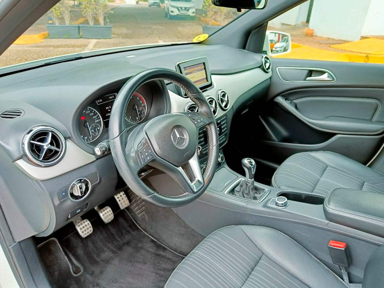 bg