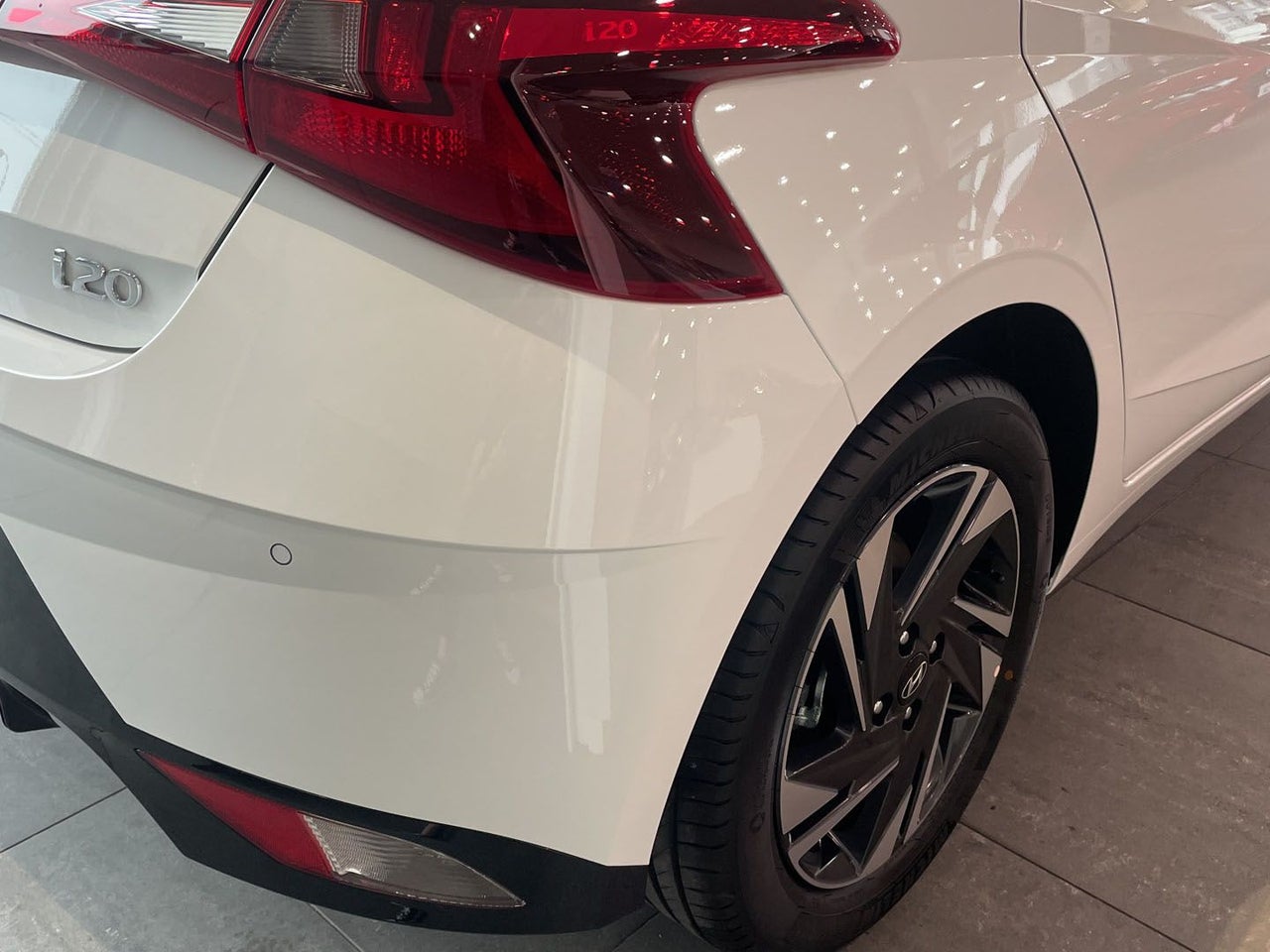 bg