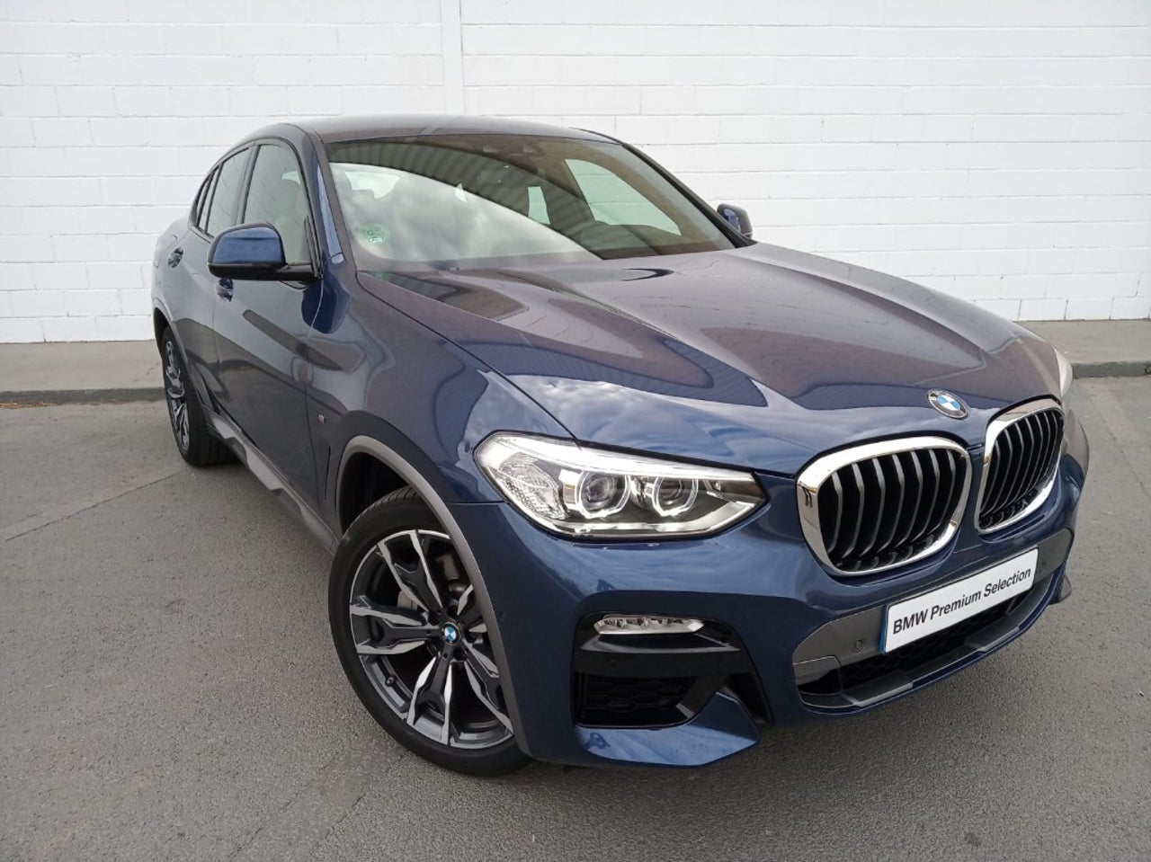 BMW X464299988274947122