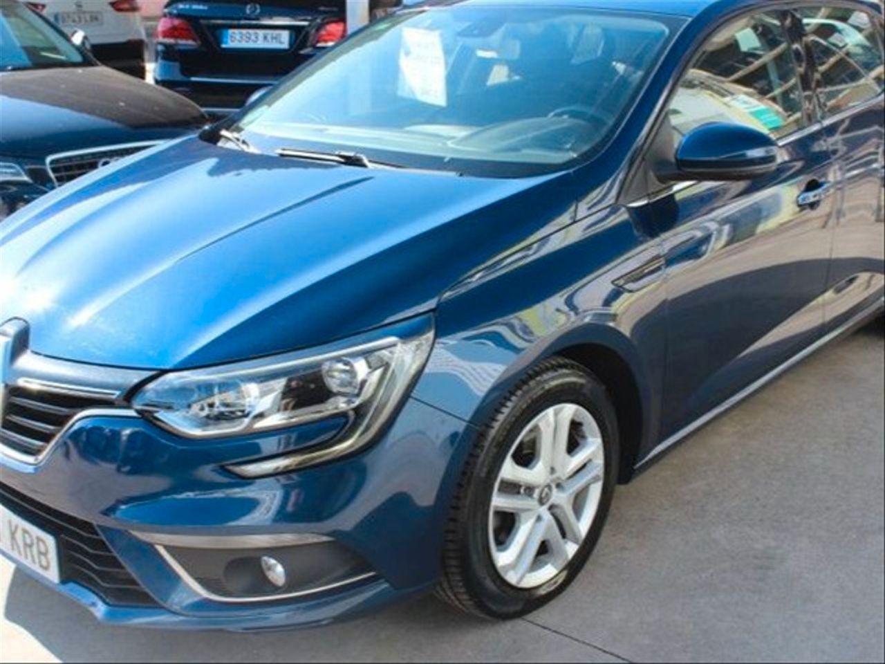 RENAULT Megane