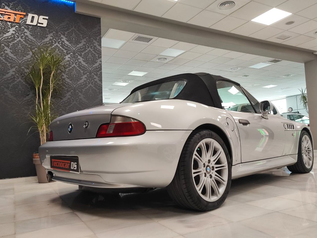 BMW Z363844646109057122