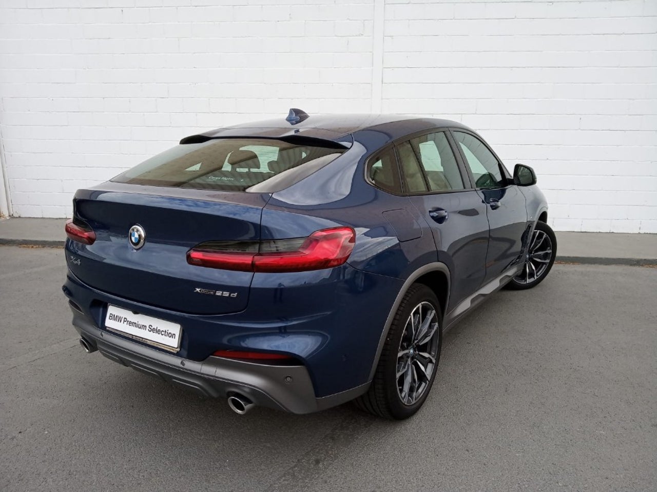 BMW X464299988274947124