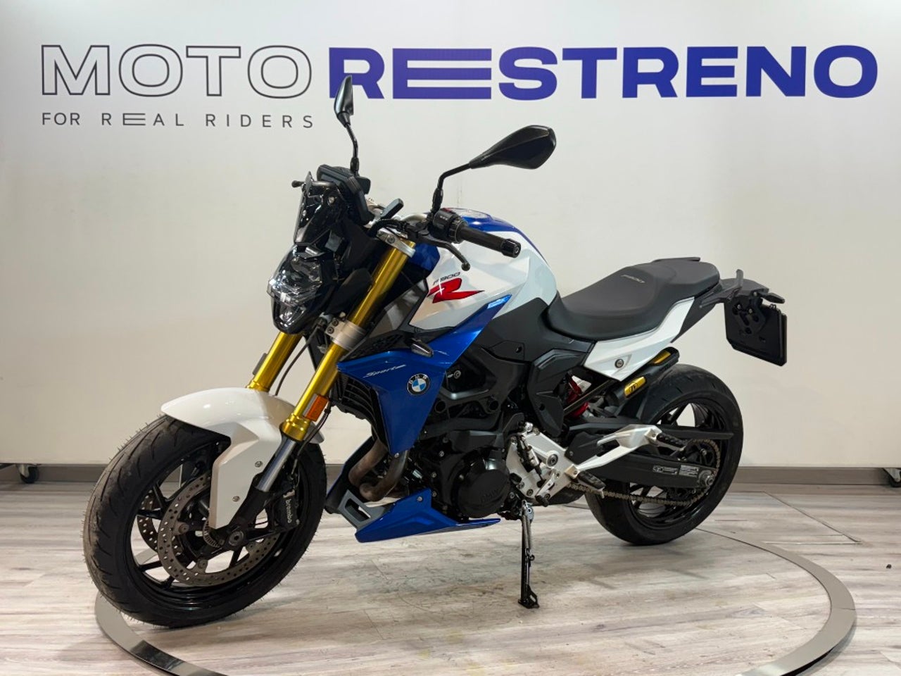 Ver moto BMW F 900 R
