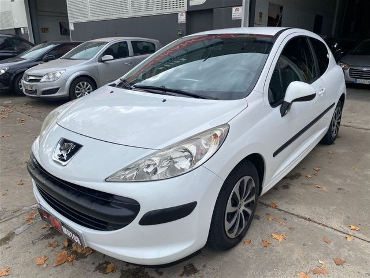 PEUGEOT 207