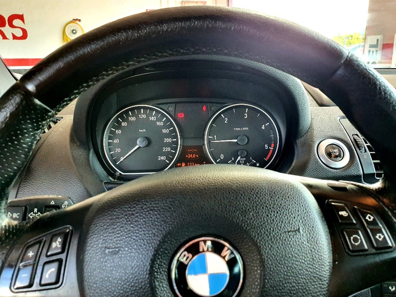 bg