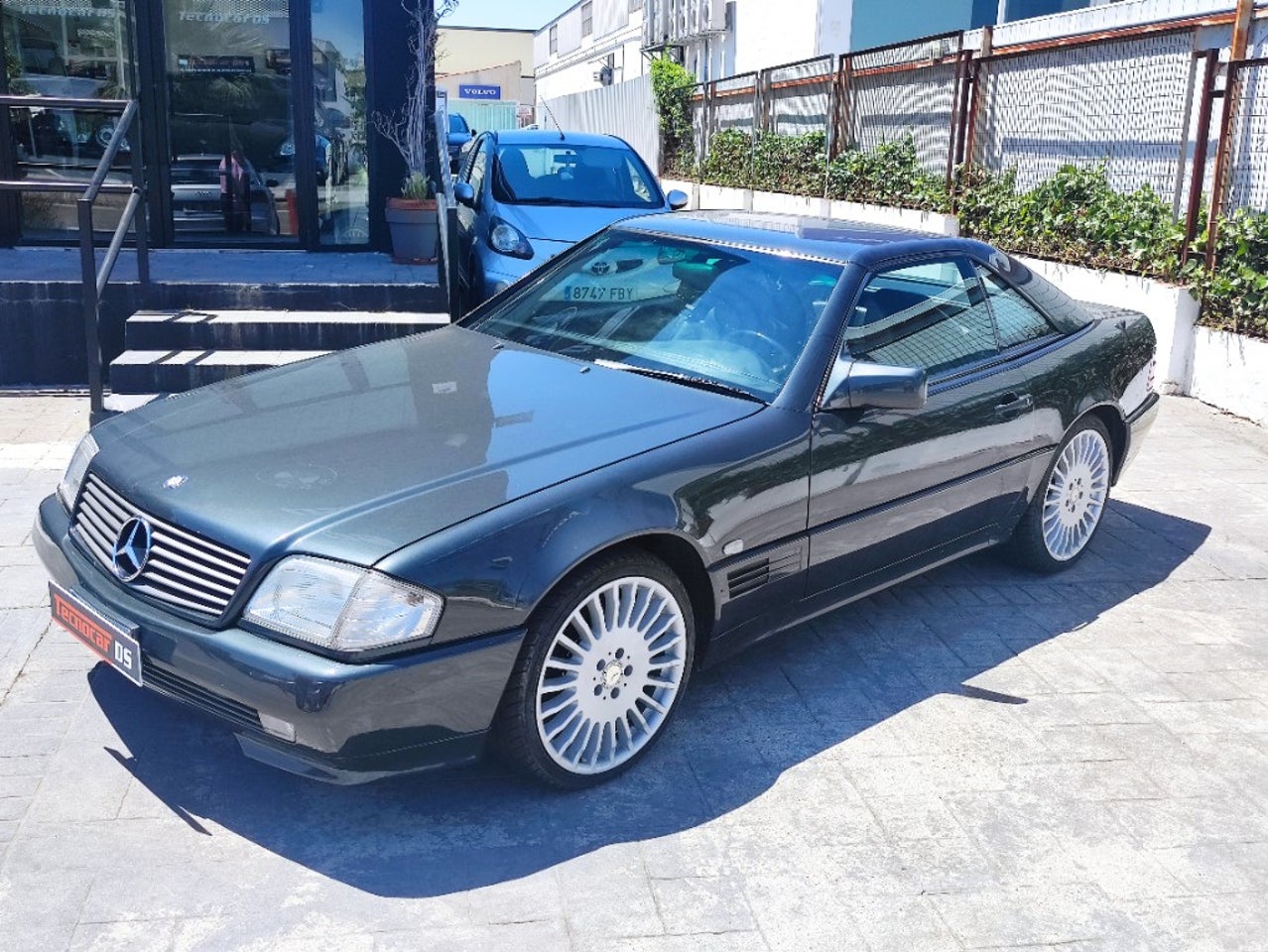 bg