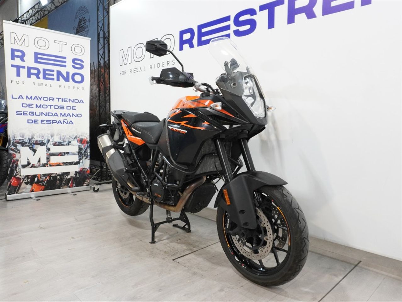 Ver moto KTM 1090 ADVENTURE