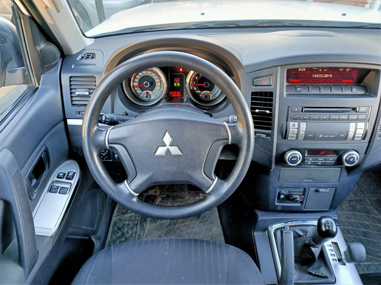 bg
