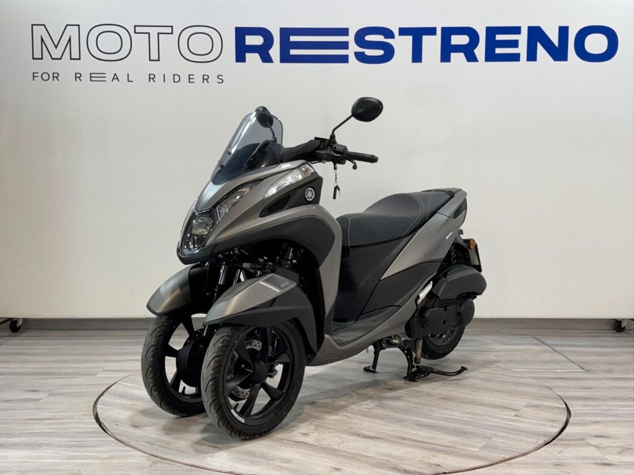 Ver moto YAMAHA TRICITY 125