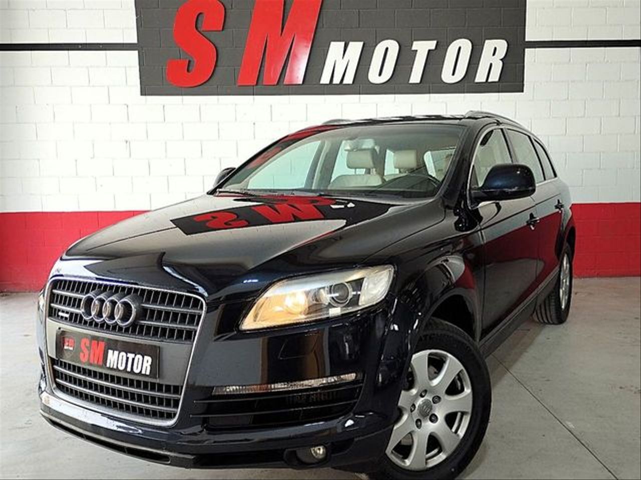 AUDI Q7