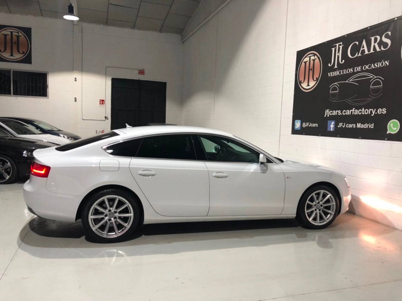 bg