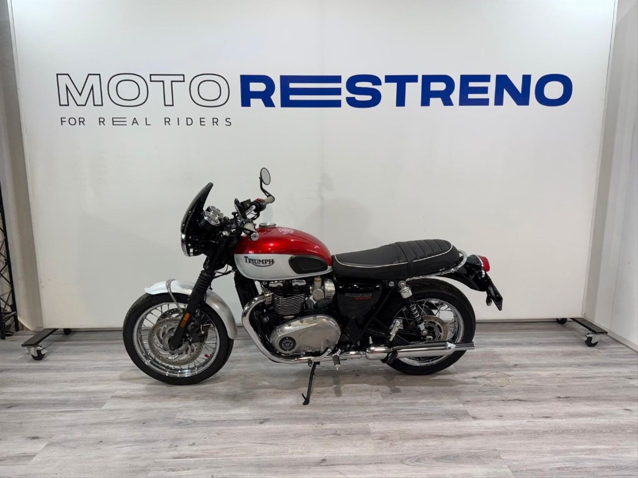 Ver moto TRIUMPH BONNEVILLE T120
