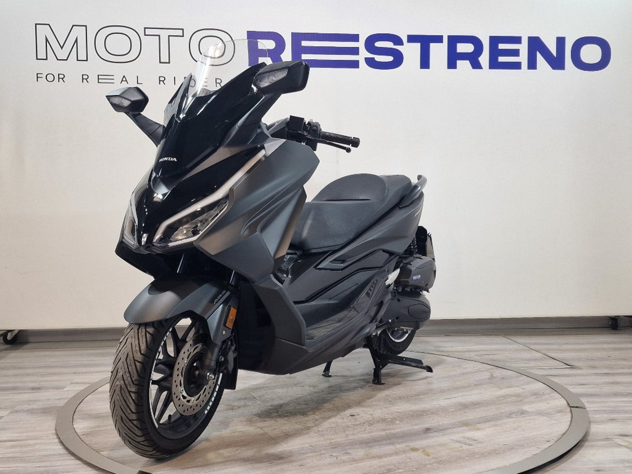 Ver moto HONDA FORZA 125