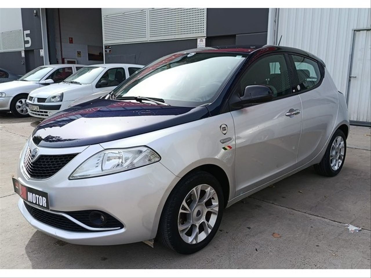 LANCIA Ypsilon