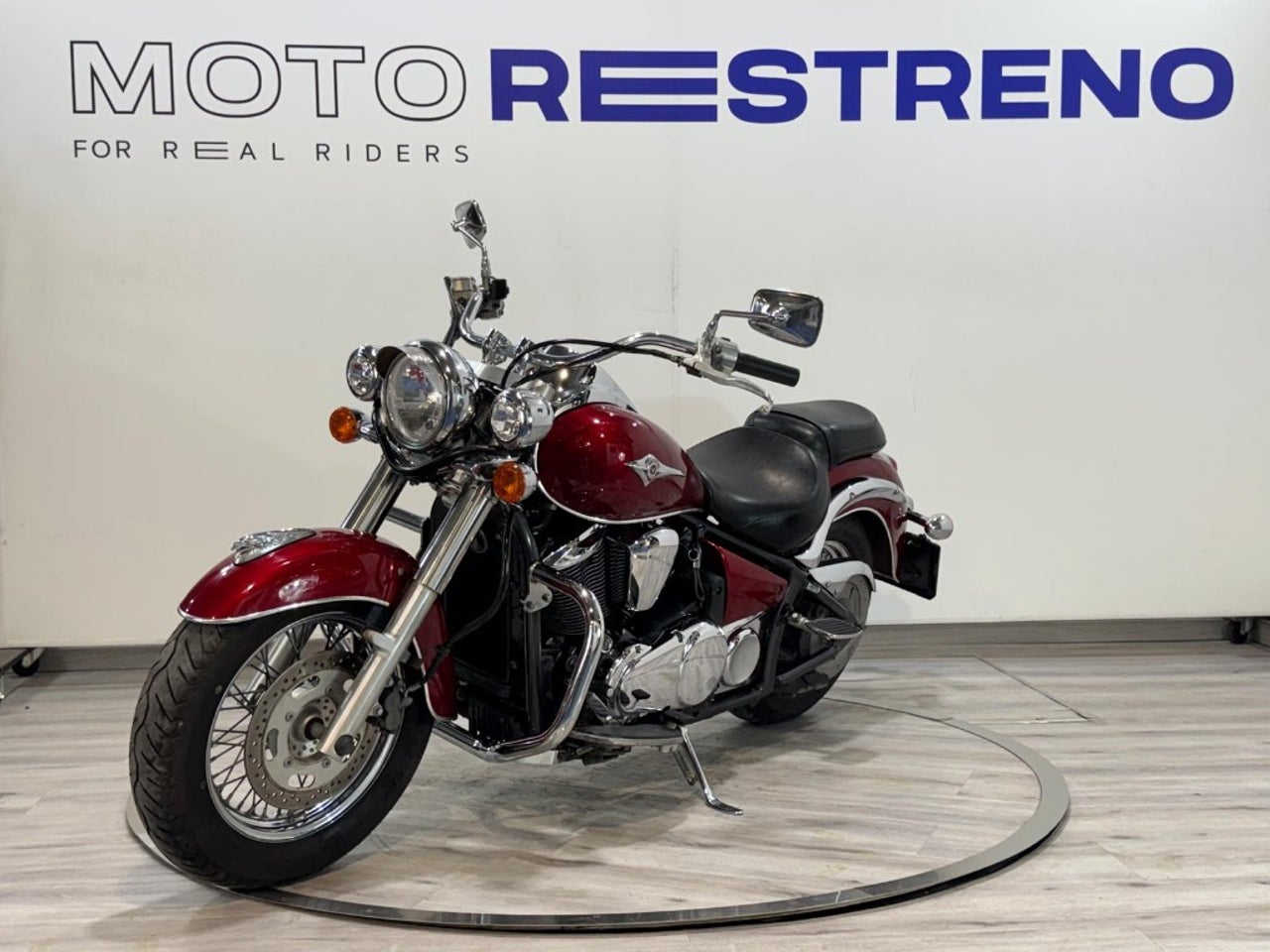 Ver moto KAWASAKI VN 900 CLASSIC