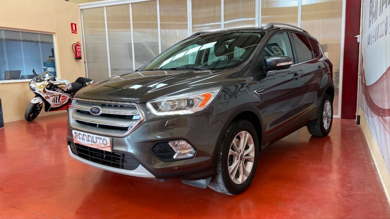 FORD Kuga64236423403907124