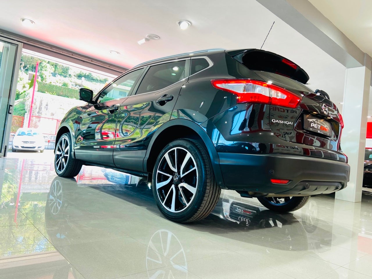 bg