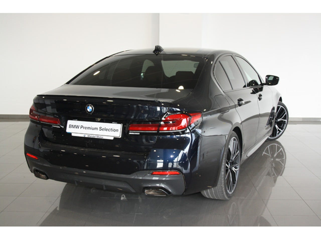 BMW Serie 564300221037314124