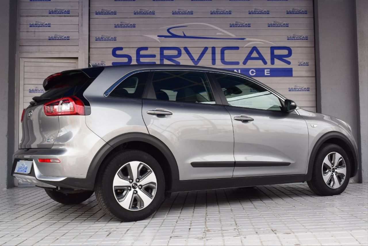 KIA Niro64287229480321122
