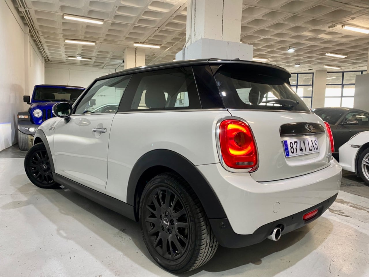 bg