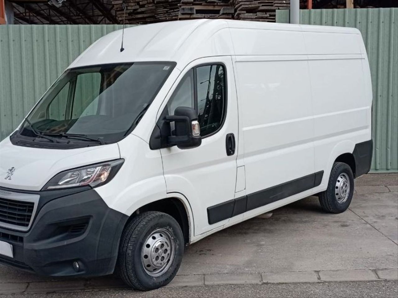 PEUGEOT Boxer