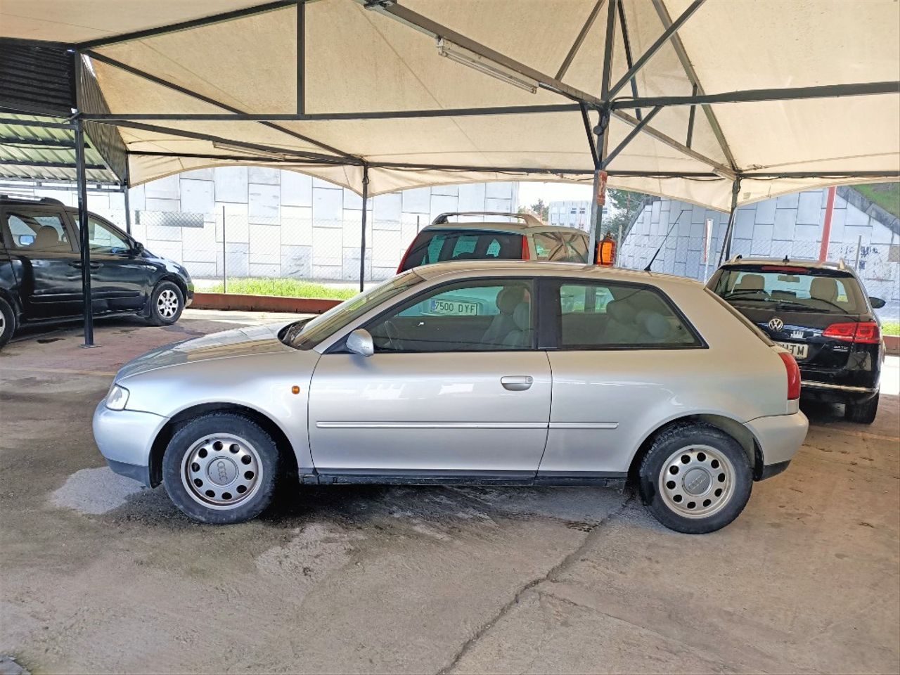 AUDI A364270637039490124