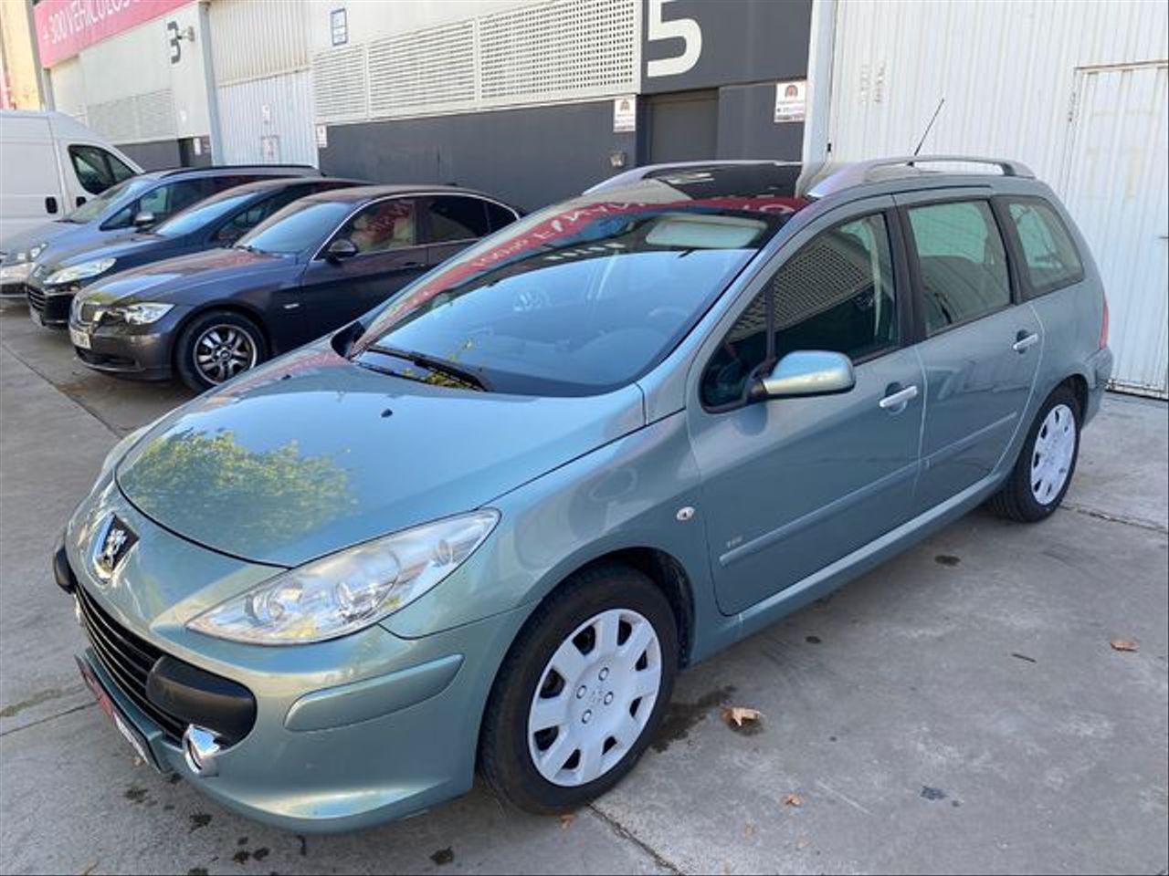 PEUGEOT 307