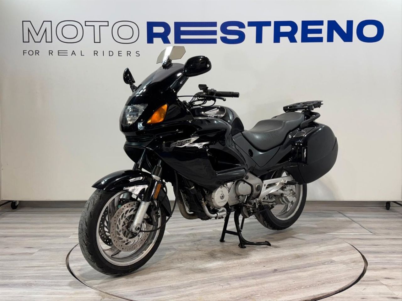 Ver moto HONDA NT 650 V DEAUVILLE