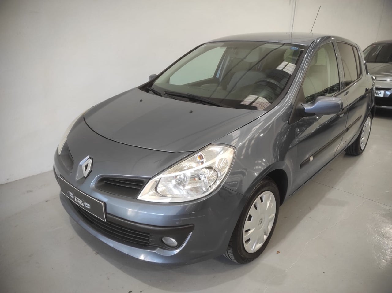 bg