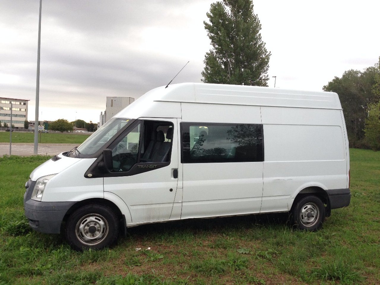 FORD Transit64236422552450124