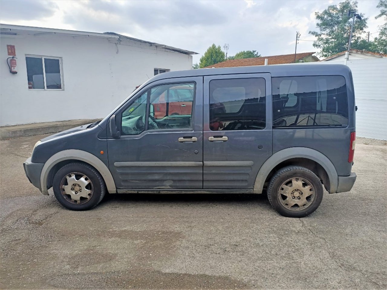 FORD Transit Connect64236422728833124
