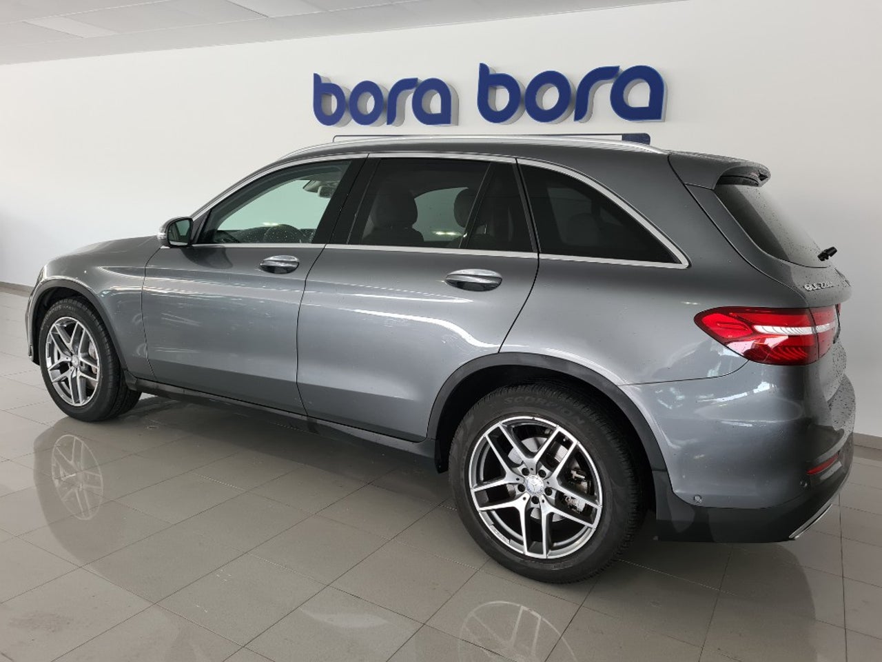 bg