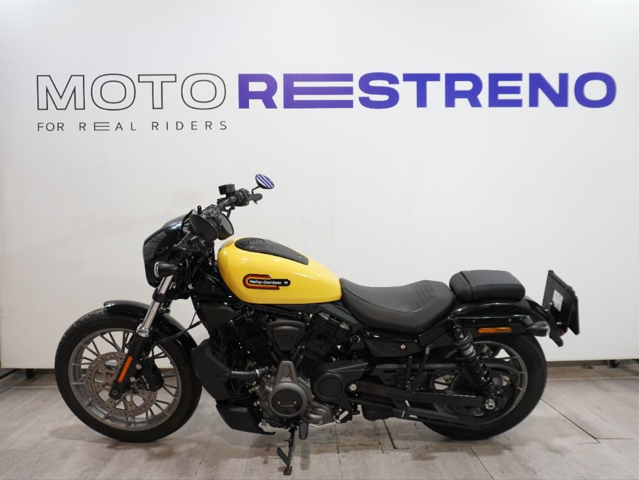 Ver moto HARLEY DAVIDSON NIGHTSTERSpecial