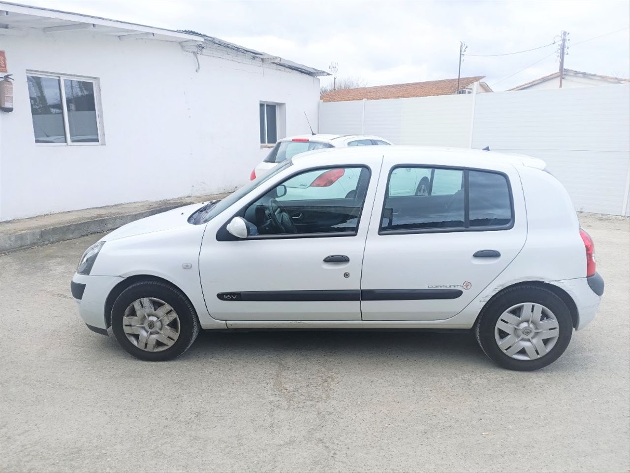 RENAULT Clio64258758266242124