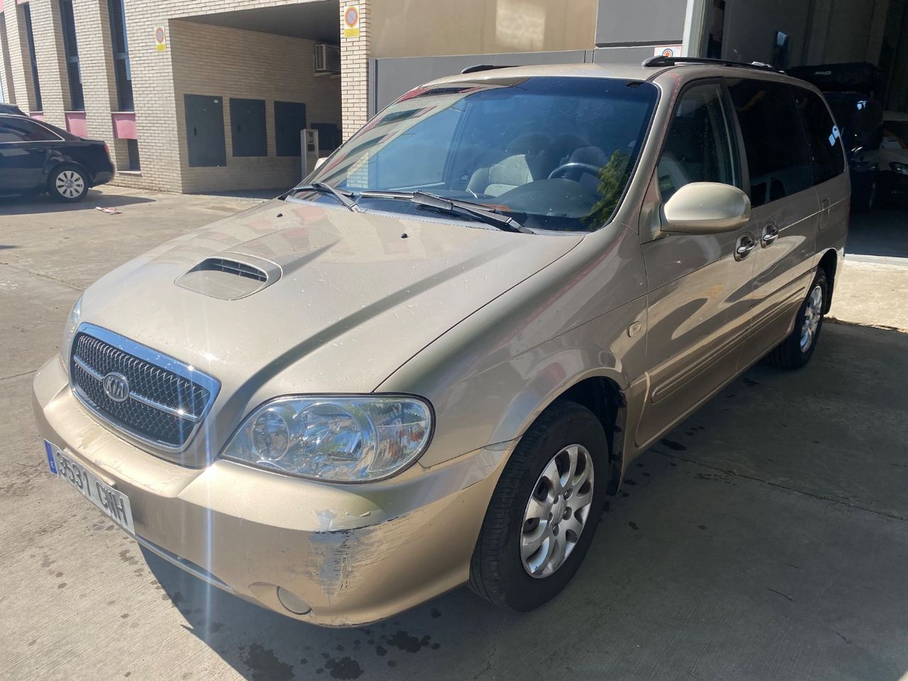 KIA Carnival