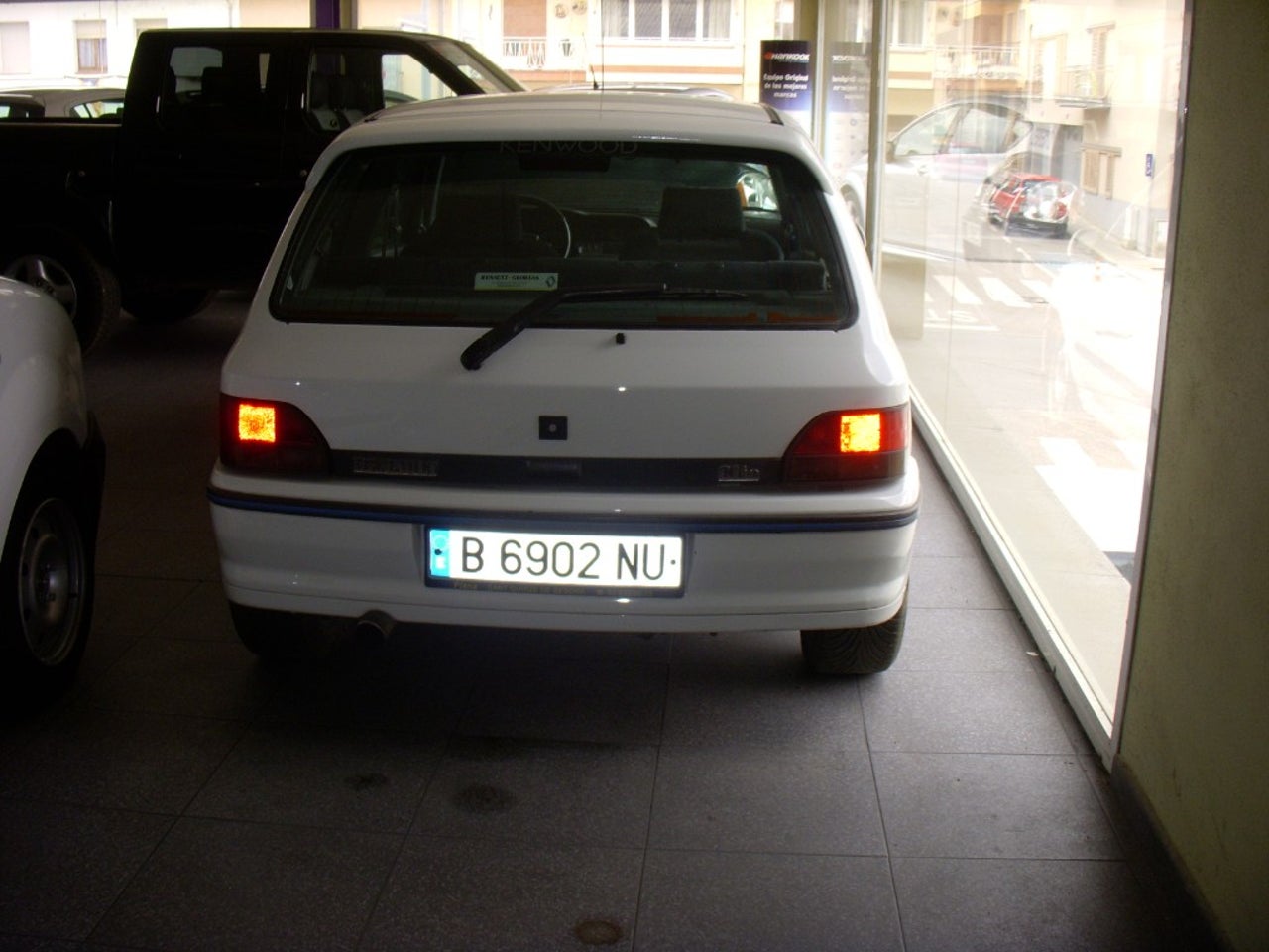 bg