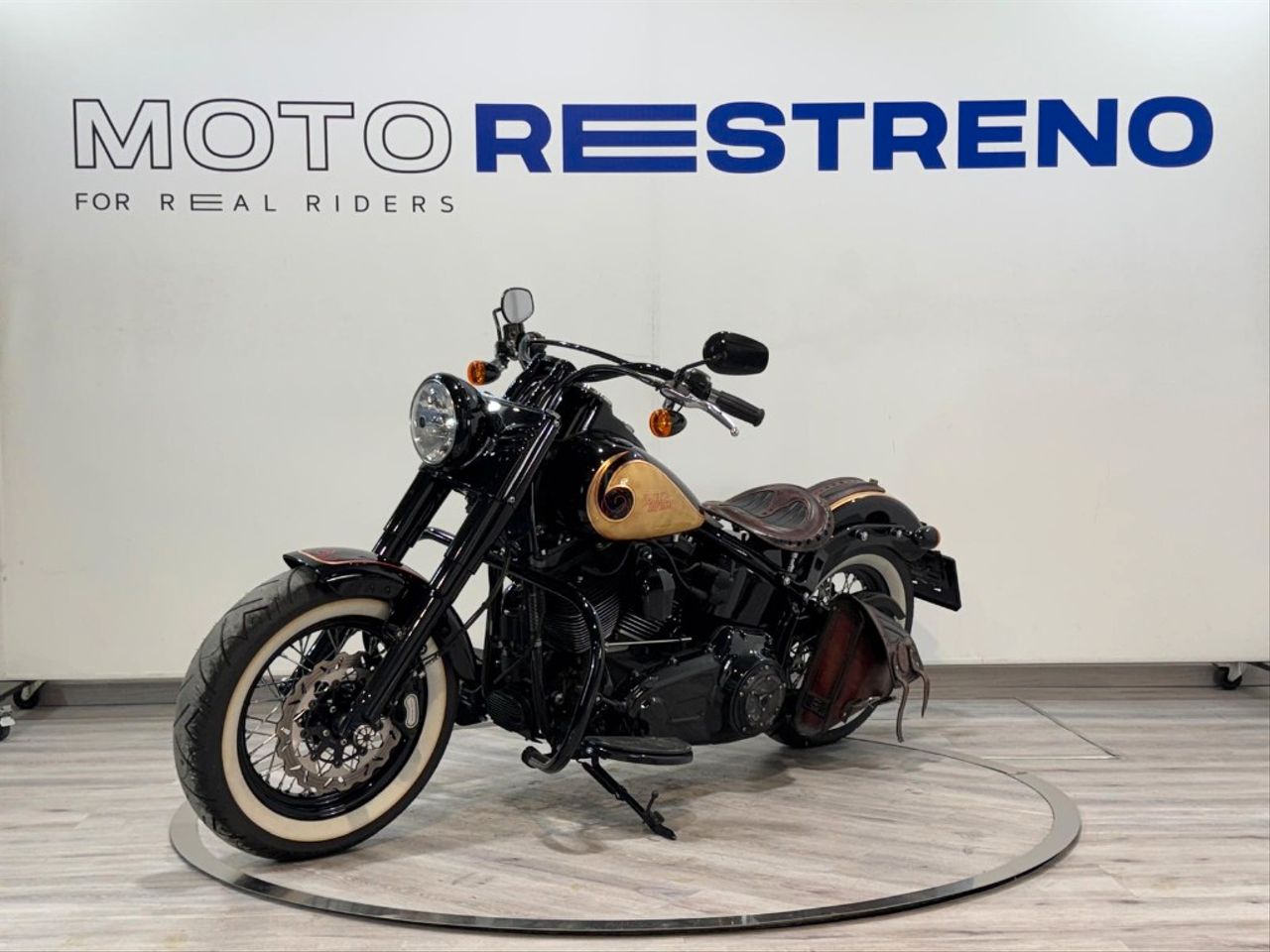 Ver moto HARLEY DAVIDSON SOFTAIL SLIM