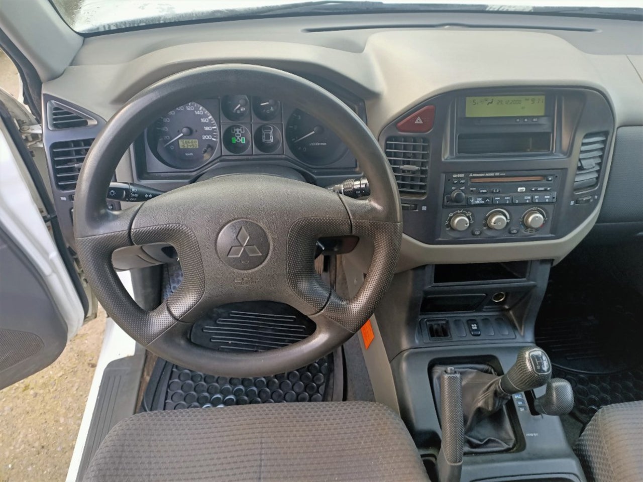 bg