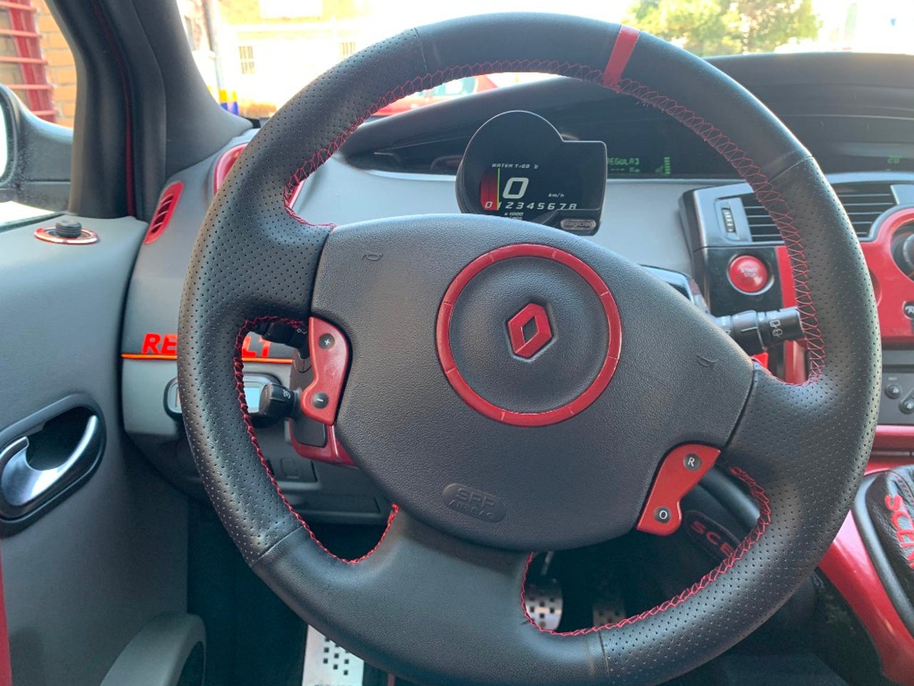 bg