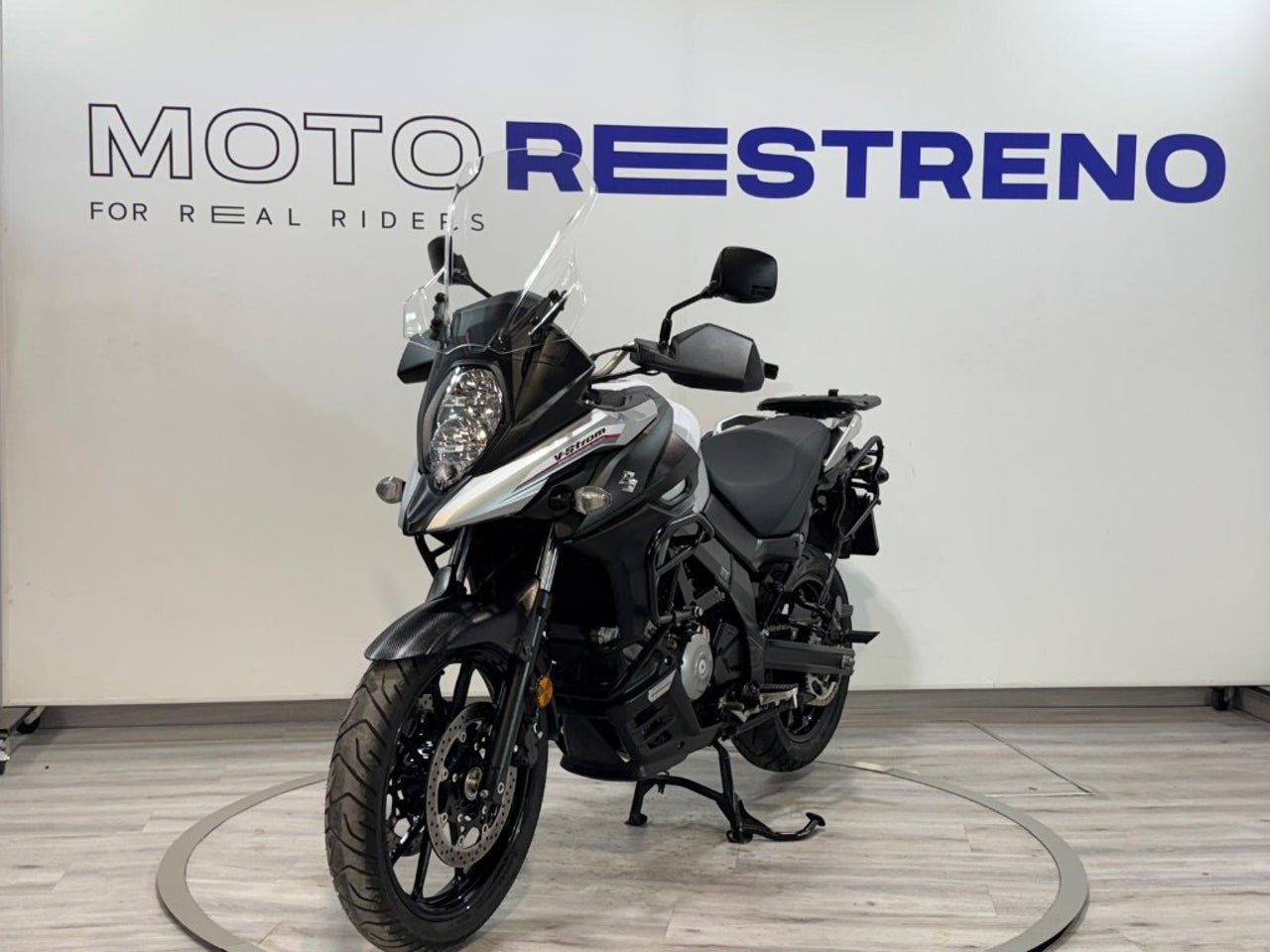 Ver moto SUZUKI V-STROM 650 ABS