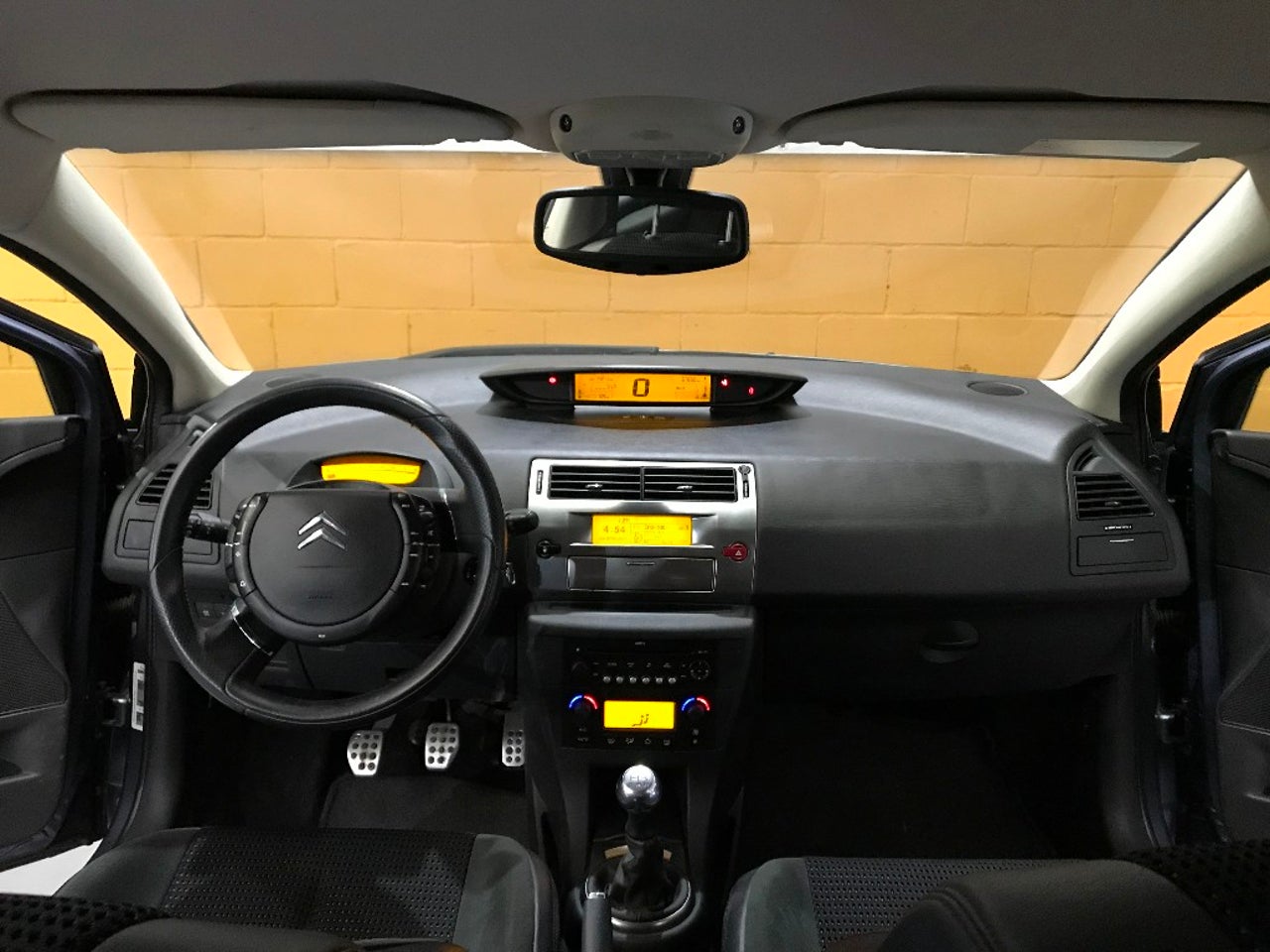 bg