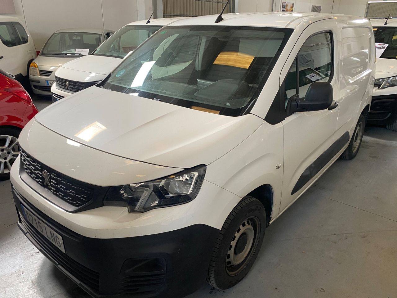 PEUGEOT Partner