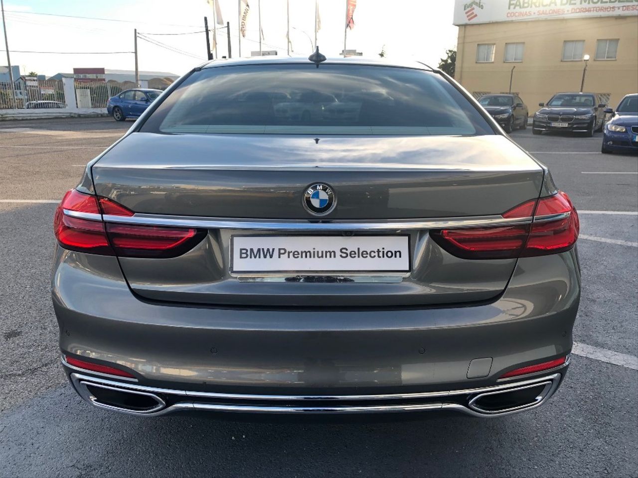 BMW Serie 764298896561410124