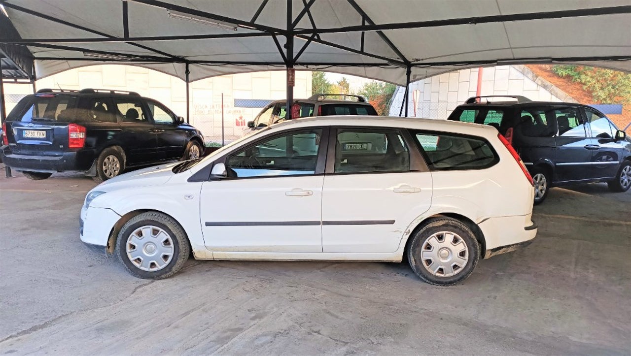FORD Focus64236422370818124