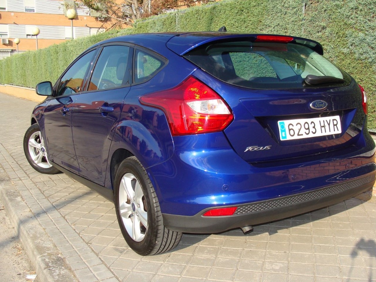 bg