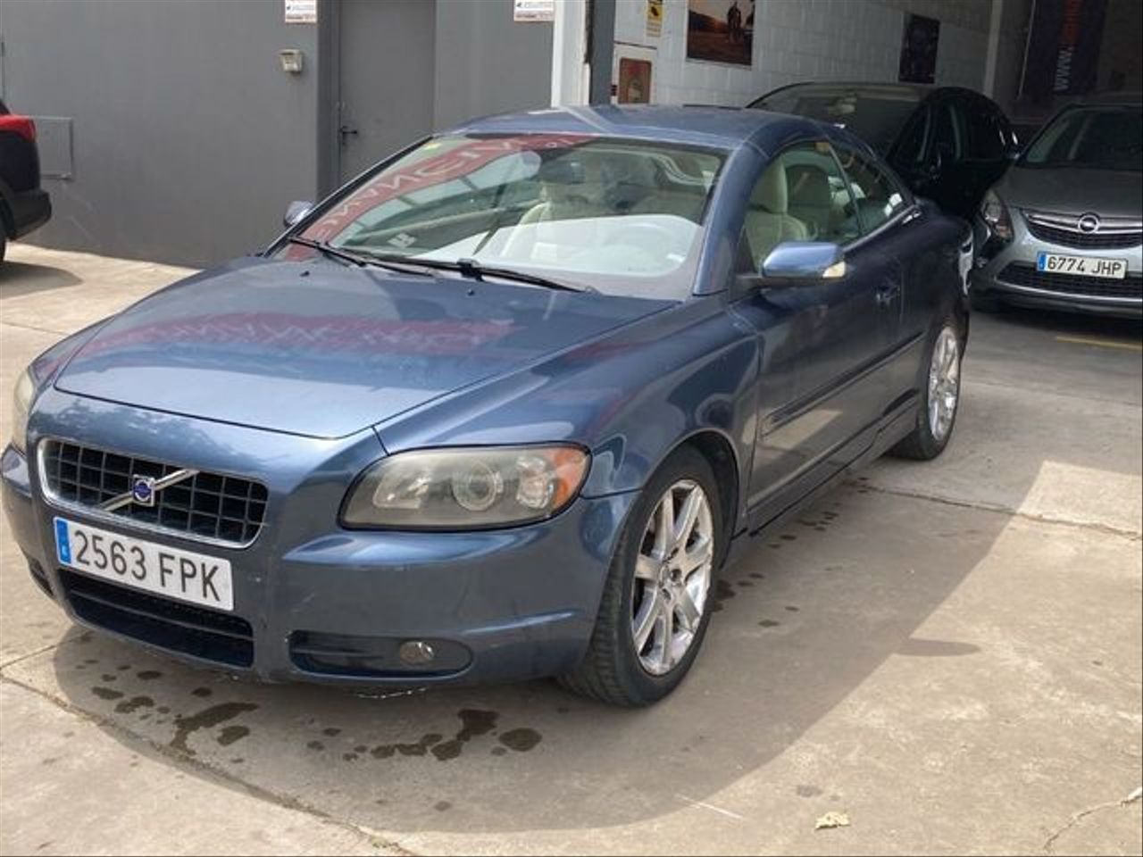 VOLVO C70